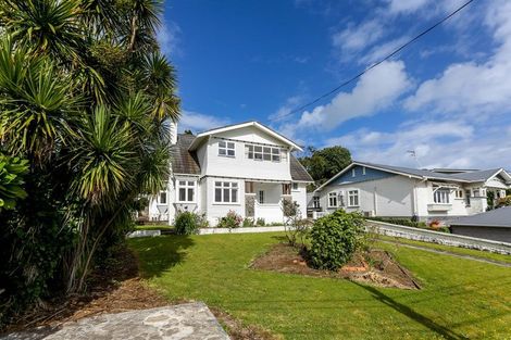 Photo of property in 12 Kitchener Terrace, Moturoa, New Plymouth, 4310