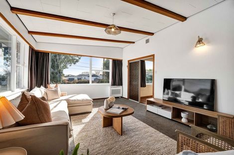 Photo of property in 173 Tukapa Street, Westown, New Plymouth, 4310