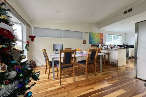 Photo of property in 4 Chorley Grove, Churton Park, Wellington, 6037