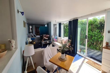 Photo of property in 81 Karepa Street, Brooklyn, Wellington, 6021