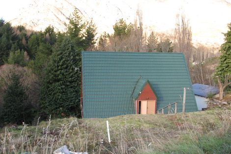 Photo of property in 8 Mcmillan Road, Arthurs Point, Queenstown, 9371