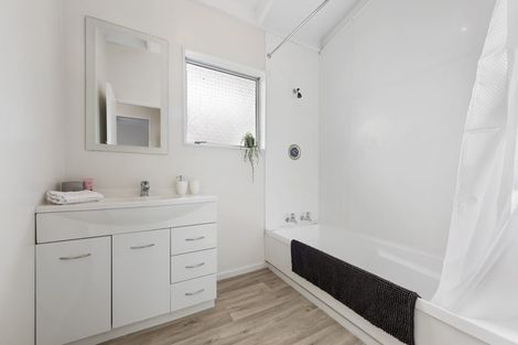 Photo of property in 153b George Street, Stokes Valley, Lower Hutt, 5019