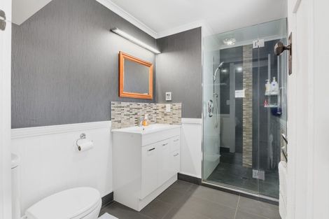 Photo of property in 16 Parr Street, Frankton, Hamilton, 3204