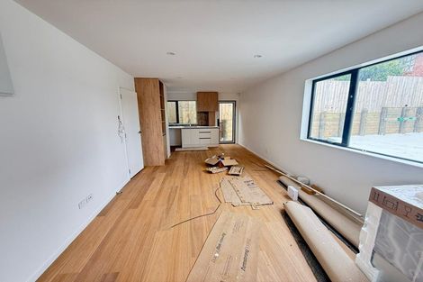 Photo of property in 4/43 Savoy Road, Glen Eden, Auckland, 0602