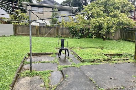 Photo of property in 1/11 Keystone Avenue, Mount Roskill, Auckland, 1041