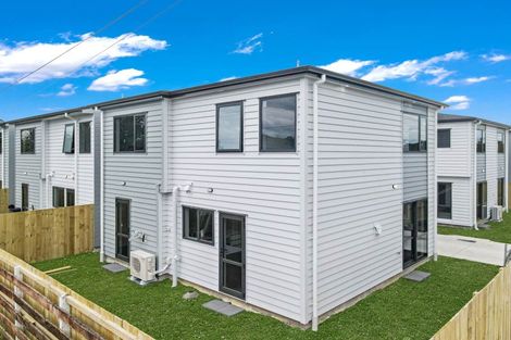 Photo of property in 2/177 Old Wairoa Road, Papakura, 2110