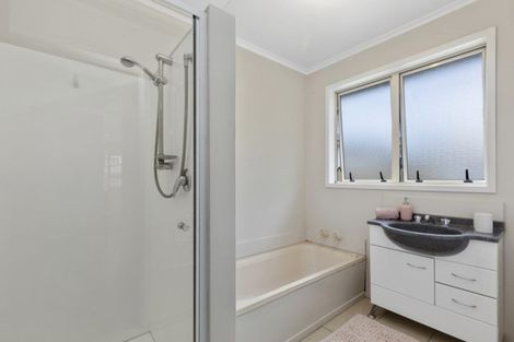 Photo of property in 38b Blue Mountains Road, Silverstream, Upper Hutt, 5019