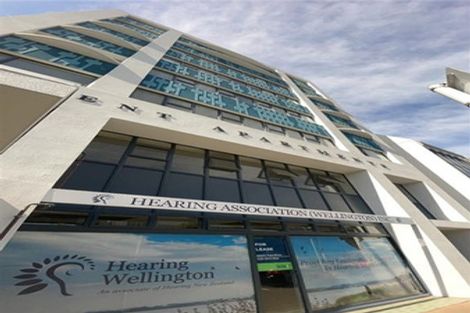 Photo of property in 17 Kent Terrace - Kent Apartments, 5b/16 Kent Terrace, Mount Victoria, Wellington, 6011