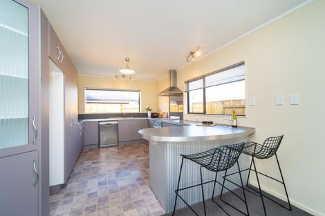 Photo of property in 49 Meridian Grove, Kelvin Grove, Palmerston North, 4414