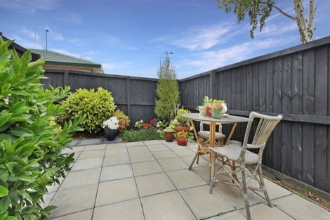 Photo of property in 1/11 Chipping Lane, Redwood, Christchurch, 8051