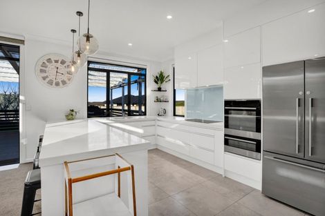 Photo of property in 13 Biron Place, Stratford, 4332