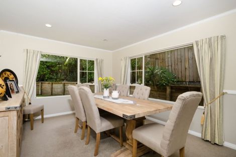 Photo of property in 3 Kahala Place, West Harbour, Auckland, 0618