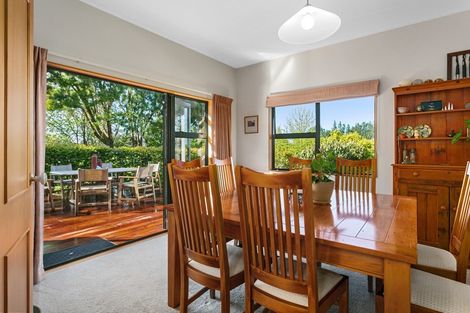 Photo of property in 182 Thornton Road, Cambridge, 3434