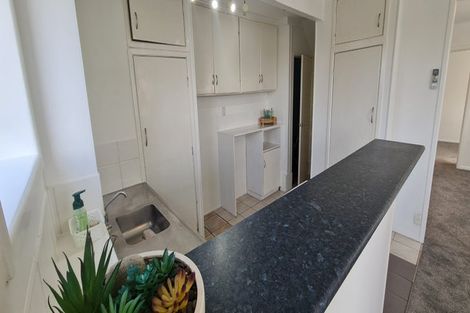 Photo of property in 44 Exmouth Road, Northcote, Auckland, 0627