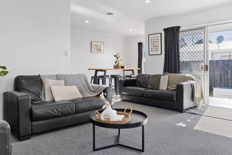 Photo of property in 84a Eversham Road, Mount Maunganui, 3116