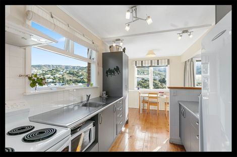 Photo of property in 2/27 Abbott Street, Ngaio, Wellington, 6035