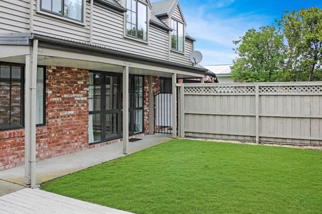 Photo of property in 46d Division Street, Riccarton, Christchurch, 8041