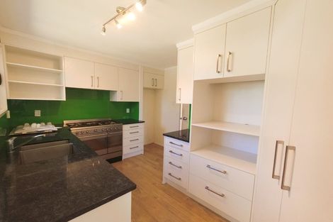 Photo of property in 74 Peacockes Road, Fitzroy, Hamilton, 3206