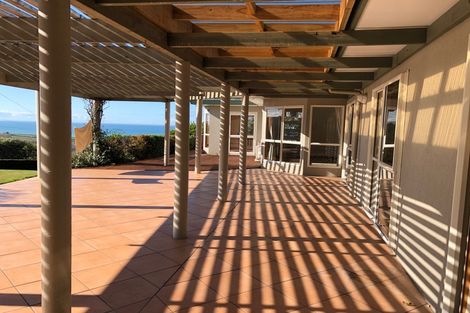 Photo of property in 787 Main North Road, Bay View, Napier, 4182