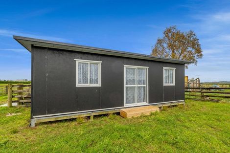 Photo of property in 82 Mawhitiwhiti Road, Normanby, Hawera, 4675