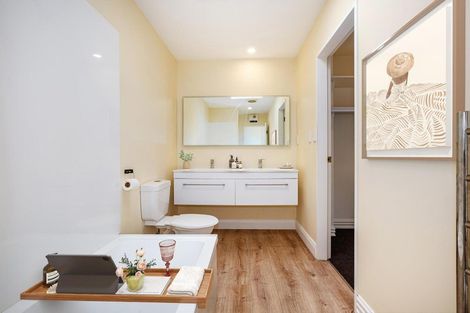 Photo of property in 16g Hobson Street, Thorndon, Wellington, 6011