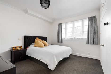 Photo of property in 106 Parkhurst Road, Parakai, 0830