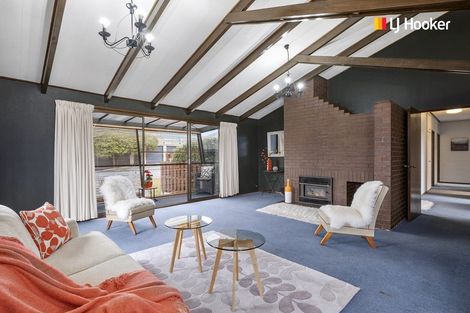 Photo of property in 122 Larnach Road, Vauxhall, Dunedin, 9013