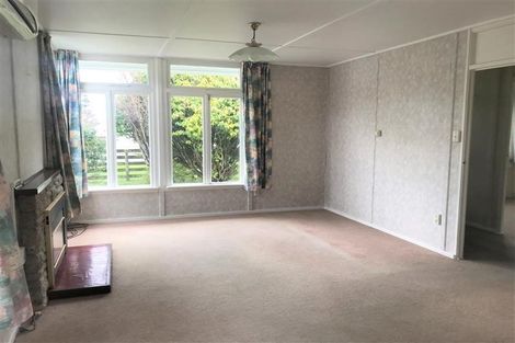 Photo of property in 45 Moeraki Road, Maoribank, Upper Hutt, 5018