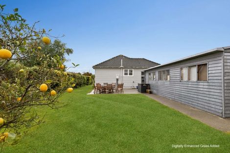 Photo of property in 18 Tweed Street, Roslyn, Palmerston North, 4414