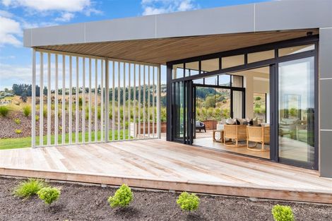 Photo of property in 2 Steve Askin Drive, Cracroft, Christchurch, 8022