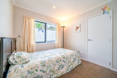 Photo of property in 1a Peel Place, Wainuiomata, Lower Hutt, 5014