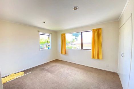 Photo of property in 39 Casuarina Road, Half Moon Bay, Auckland, 2012