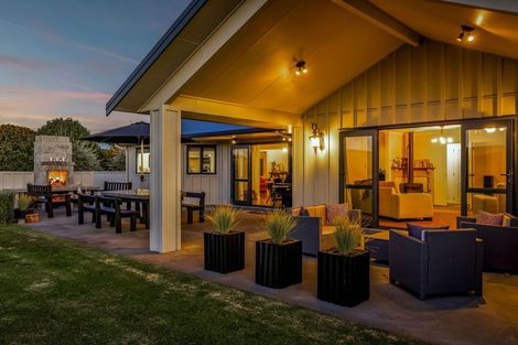 Photo of property in 37 Arthur Street, Hawera, 4674