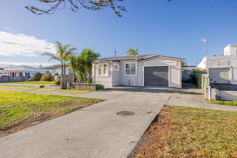 Photo of property in 9 Pukeko Place, Westshore, Napier, 4110