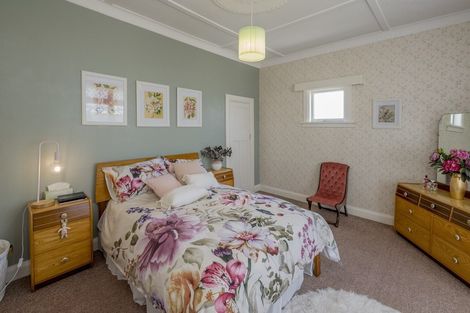 Photo of property in 2 Shamrock Street, Levin, 5510