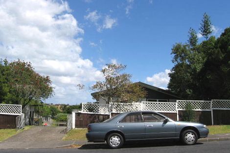 Photo of property in 13 Sycamore Drive, Sunnynook, Auckland, 0620
