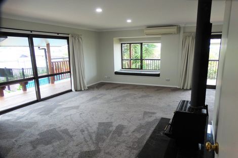 Photo of property in 32 Rosehill Place, Nawton, Hamilton, 3200