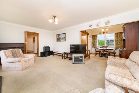 Photo of property in 14 Innes Place, Roslyn, Palmerston North, 4414