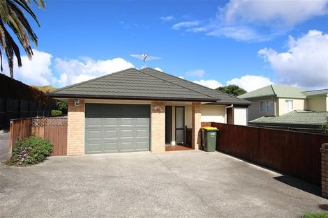 Photo of property in 1/12 Beatrice Avenue, Hillcrest, Auckland, 0627