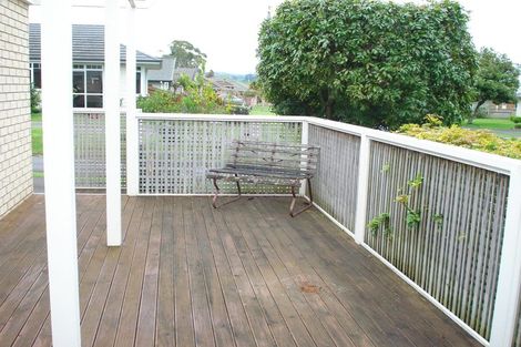 Photo of property in 5 Stableford Drive, Pyes Pa, Tauranga, 3112