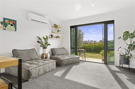 Photo of property in 10 Clifford Close, Leamington, Cambridge, 3432