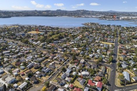 Photo of property in 30 Wallace Road, Mangere Bridge, Auckland, 2022