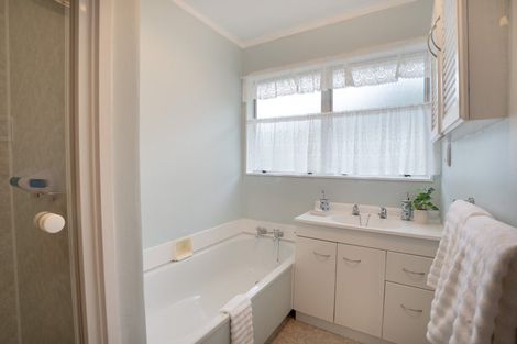 Photo of property in 4 Tralee Place, Johnsonville, Wellington, 6037