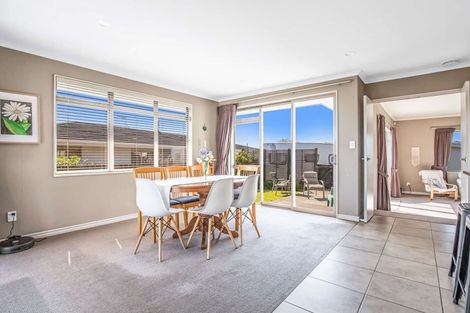 Photo of property in 52 Buxton Place, Ohauiti, Tauranga, 3112