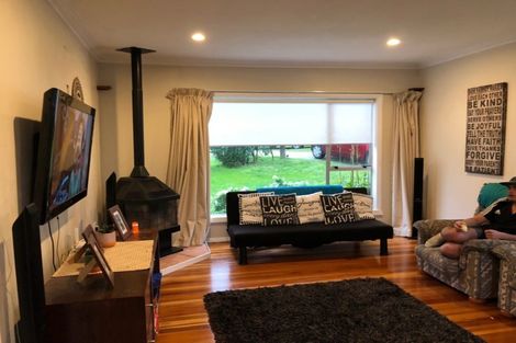 Photo of property in 18b South Street, Tawa, Wellington, 5028