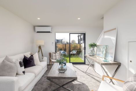 Photo of property in 73 Mohua Lane, Upper Riccarton, Christchurch, 8041