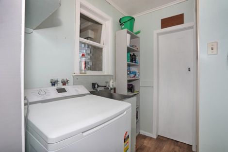 Photo of property in 81 Bridge Street, Bulls, 4818