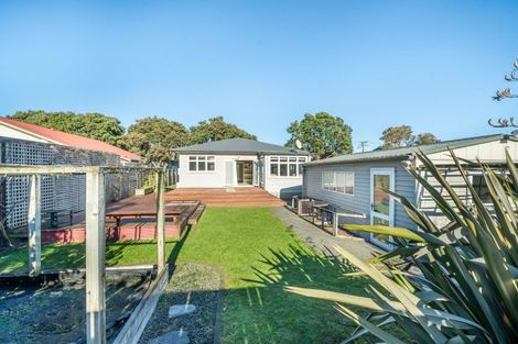 Photo of property in 43 Lincoln Avenue, Epuni, Lower Hutt, 5011