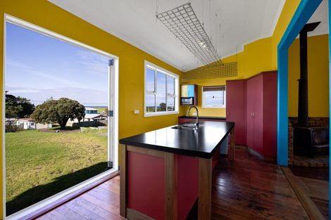 Photo of property in 24 Albany Street, Patea, 4520