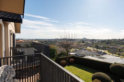 Photo of property in 30 La Cumbre Close, Bethlehem, Tauranga, 3110